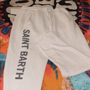 Cute white sweatpants!
